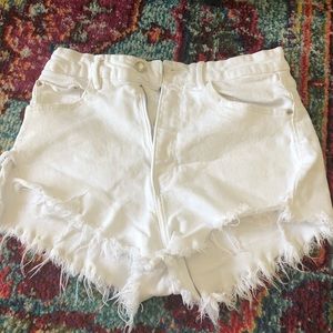 White denim Zara cutoff shorts, size 8